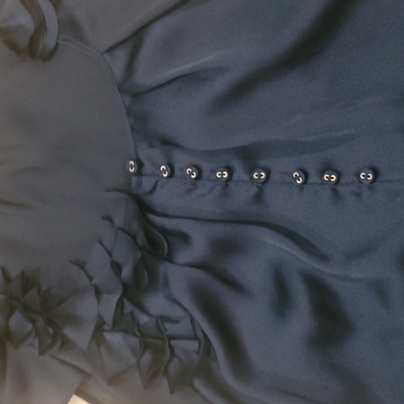 Gap Size XS Top - Picture 3 of 4